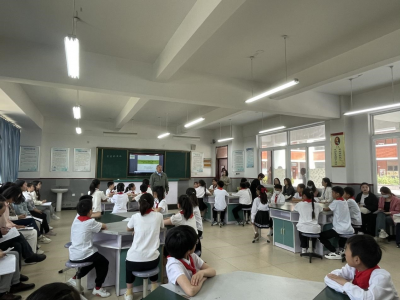 蚌埠扎实推进乡村女童科技教育项目