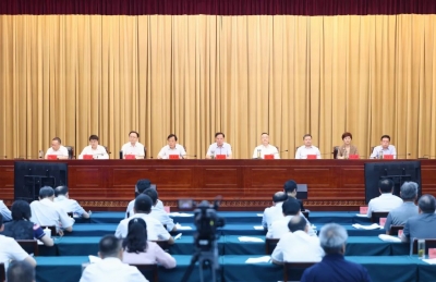 全市二季度工作点评会召开 