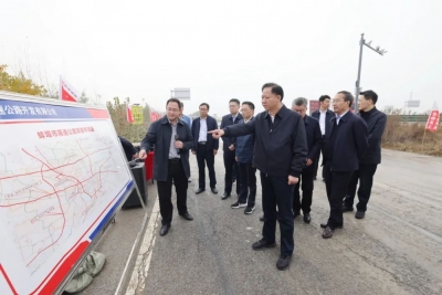 公铁水空立体交通体系加速成型！黄晓武调研重点项目建设